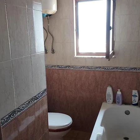 Appartement Rruga Unaze Afer Ohridl *